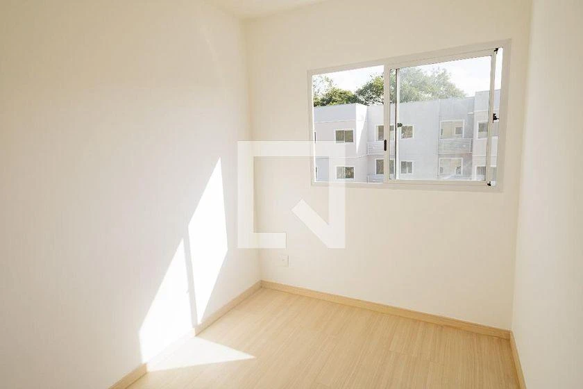 2-bedroom rental apartment with balcony sink and grill — photo 9