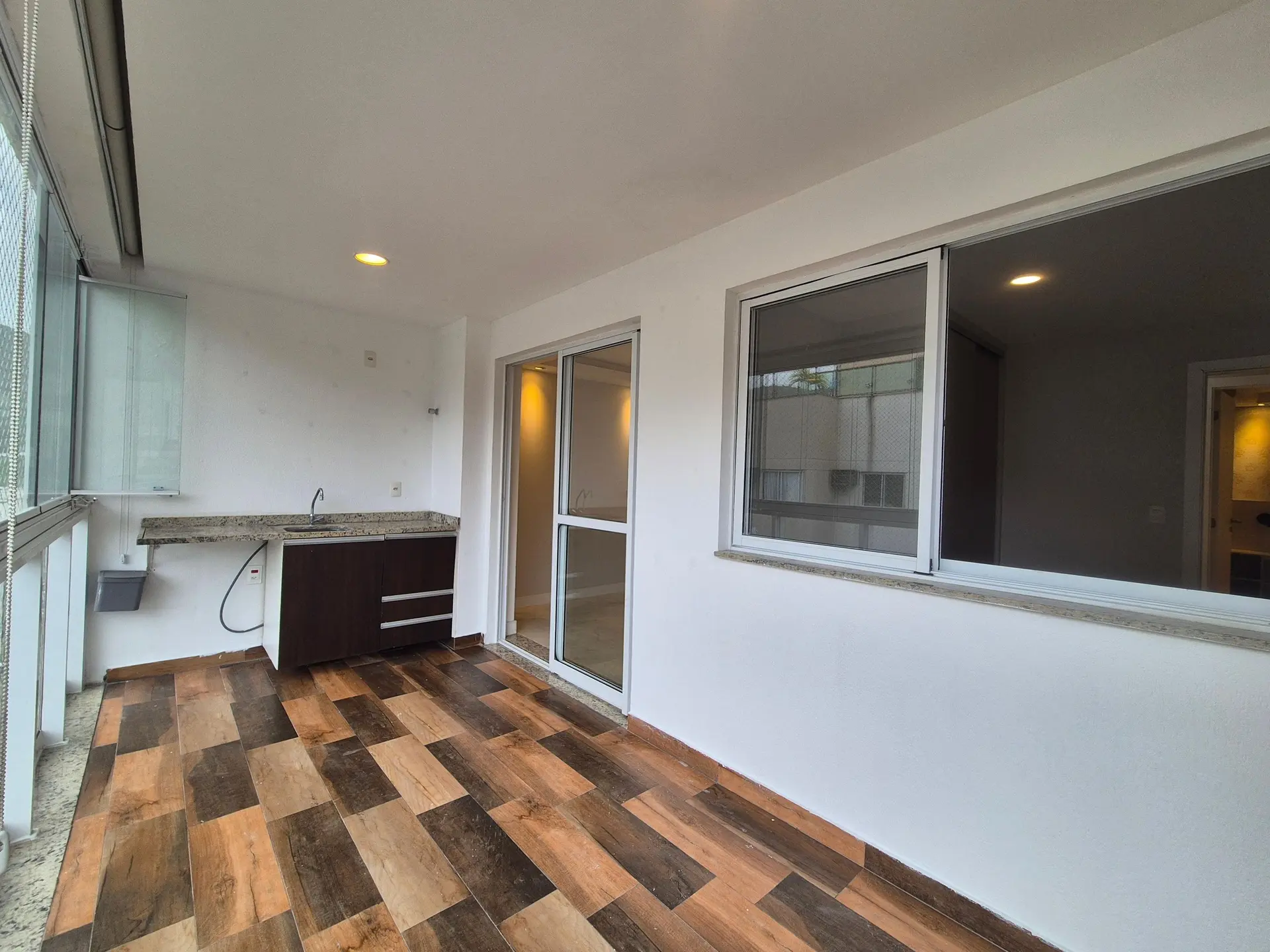 Apartamento de 2 quartos com closet — photo 16