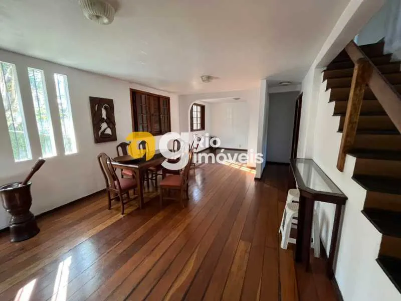 Casa com 3 quartos, 3 banheiros e 4 vagas — photo 10