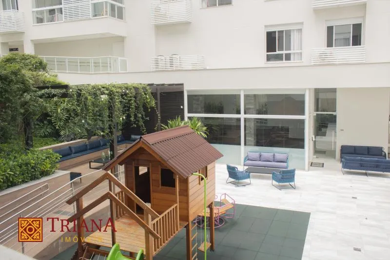 4-bedroom apartment with a water view in Florianópolis — photo 14