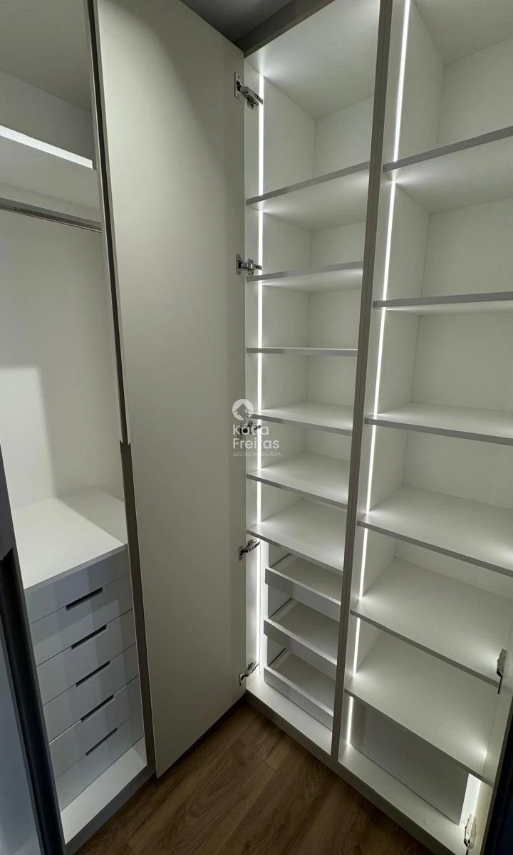 132 m² unfurnished apartment with 3 en-suites — photo 19
