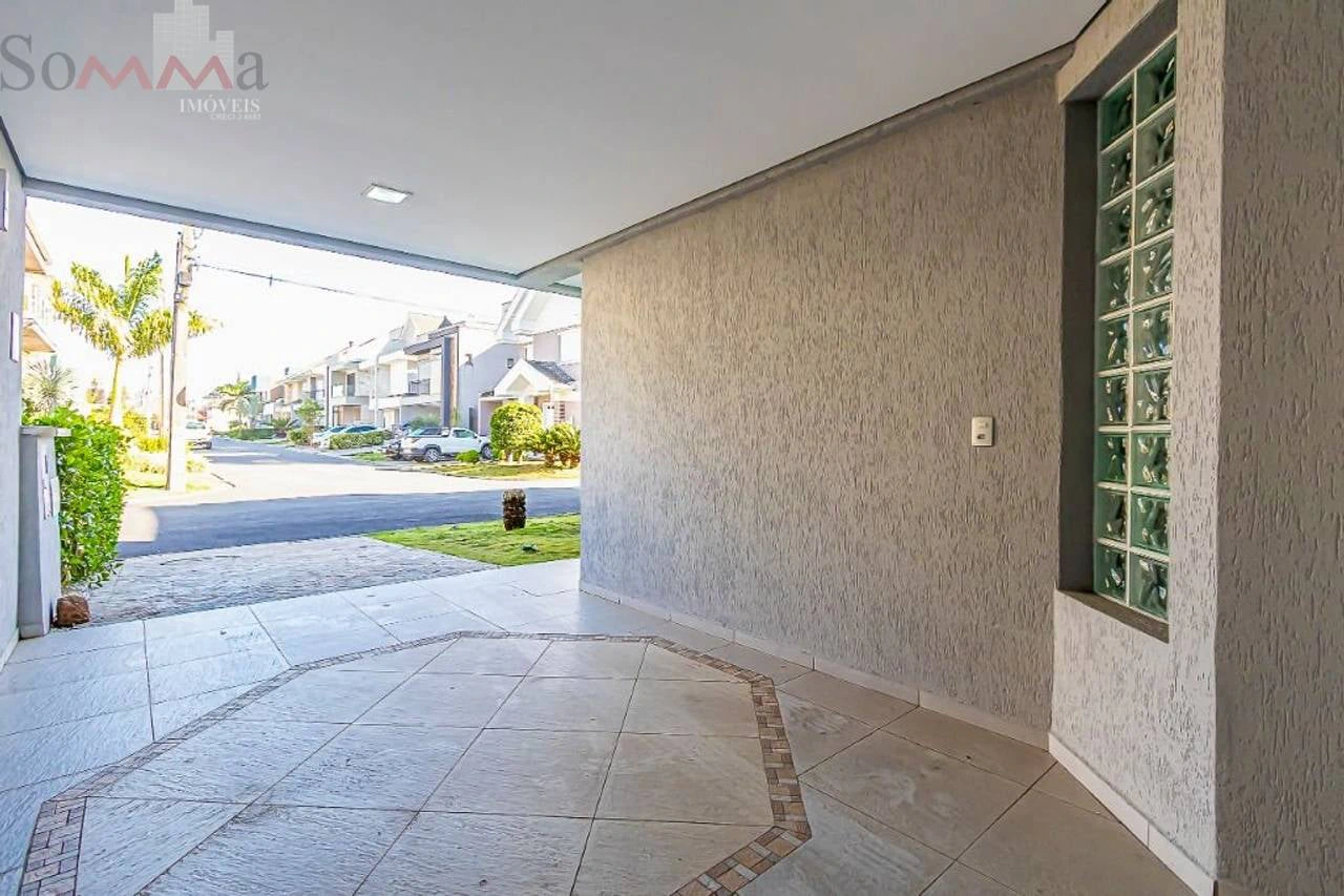 House, 323 m², with a private pool — photo 25