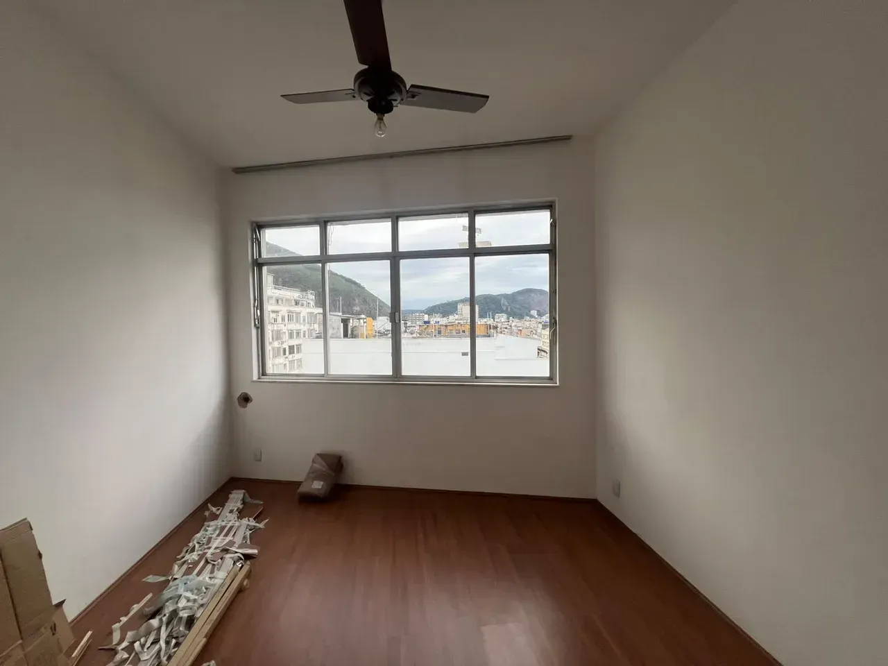 3-bedroom apartment with a walk-in closet in Rio de Janeiro — photo 17