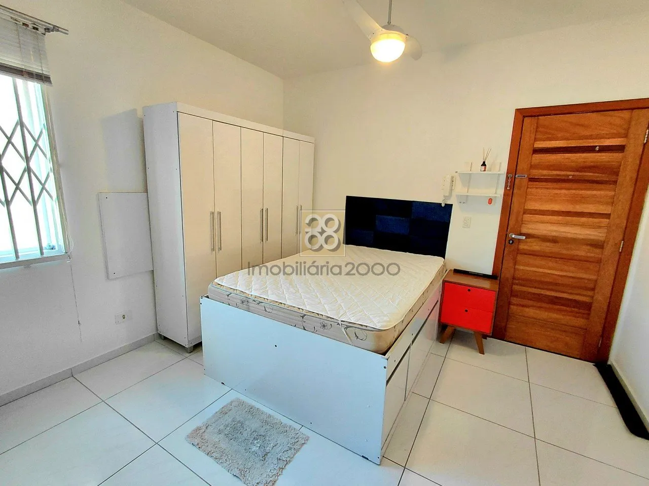Furnished 1-bedroom apartment with shared laundry — photo 8