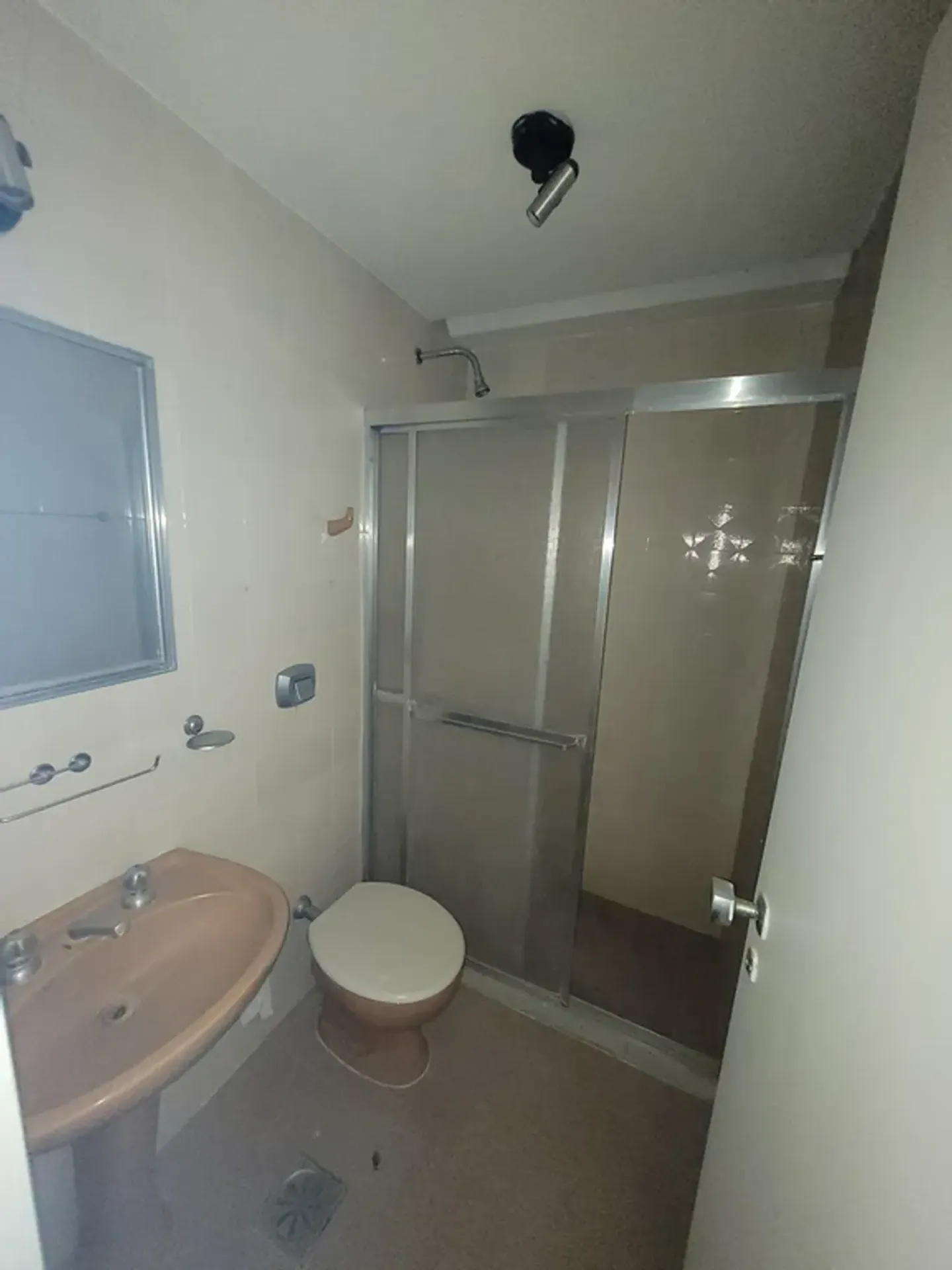 Apartamento duplex com 3 quartos e vista da cidade — photo 19