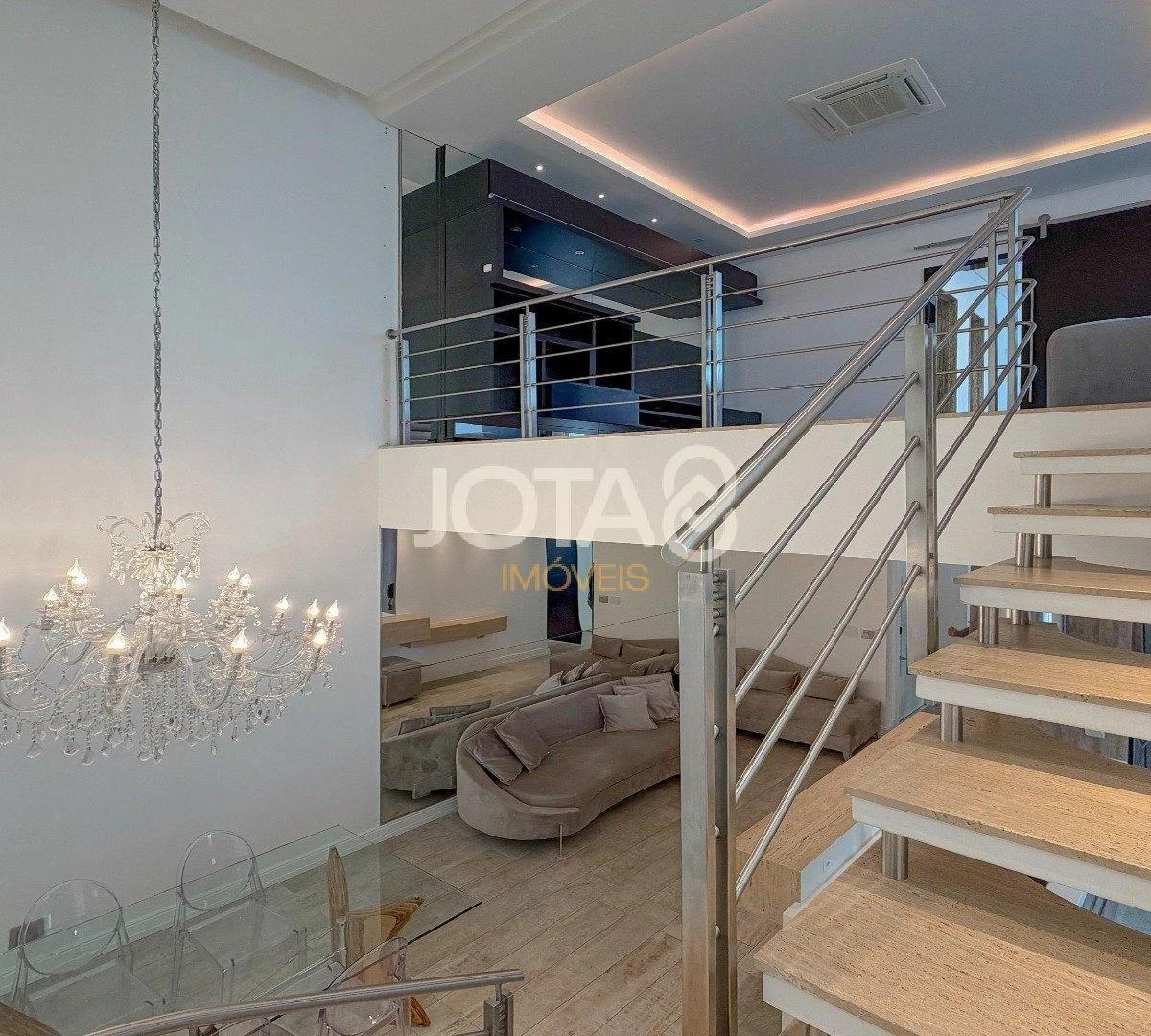 2-bedroom apartment in a building with a gym — photo 26