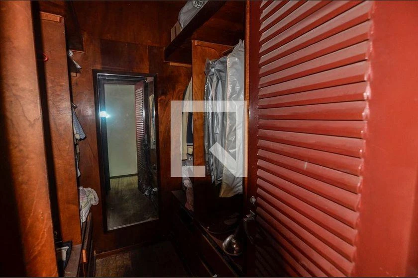 1000 m² house with 6 bedrooms and 1 en-suite — photo 27