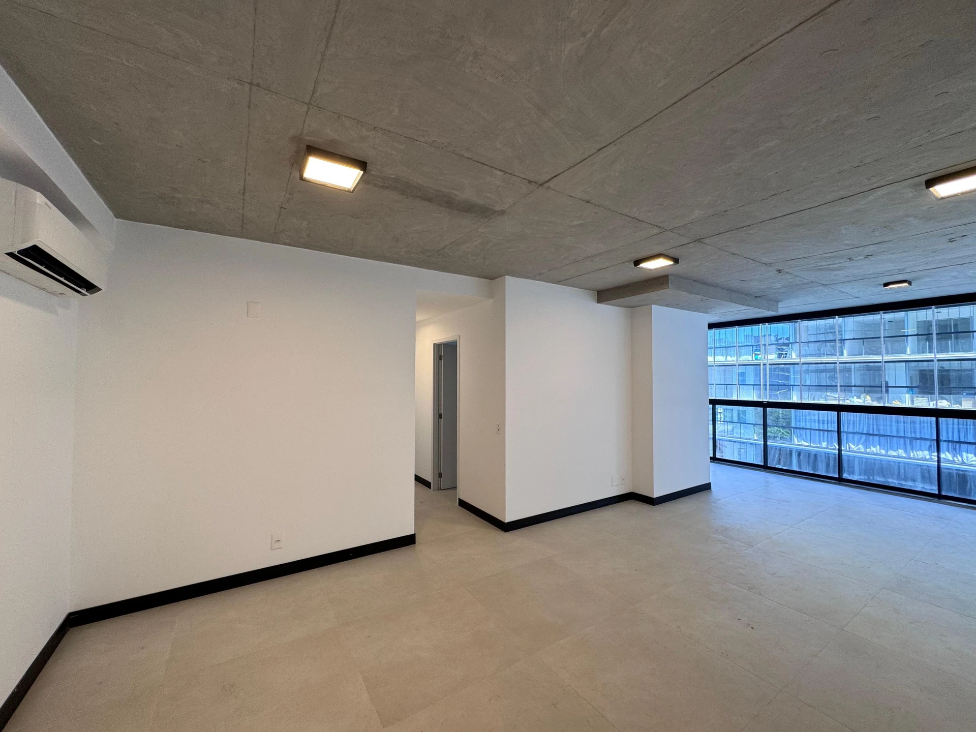 Rental apartment with 3 bedrooms and 2 bathrooms — photo 8