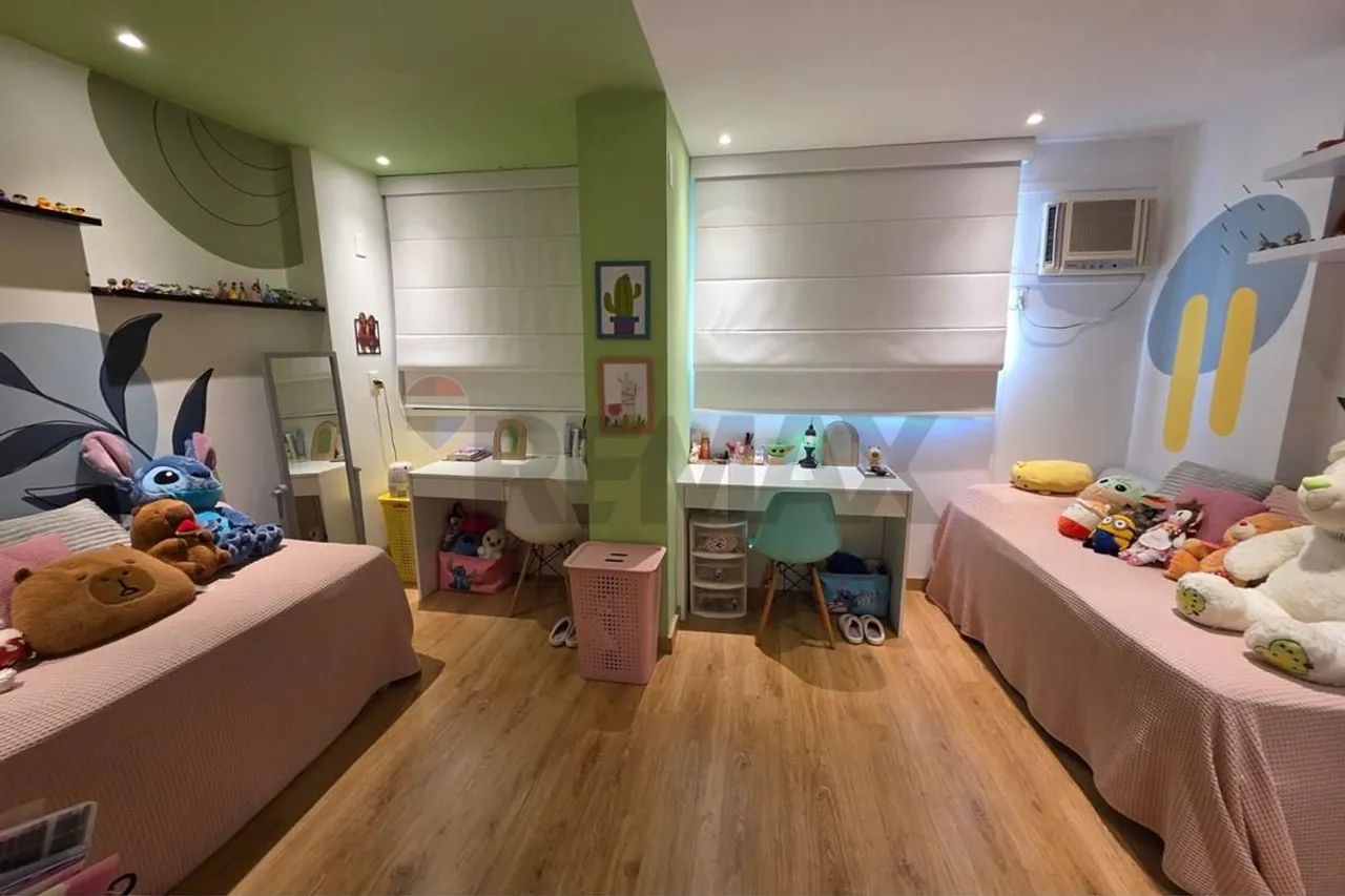 Apartment with an American-style kitchen and 2 parking | 133 m² — photo 15