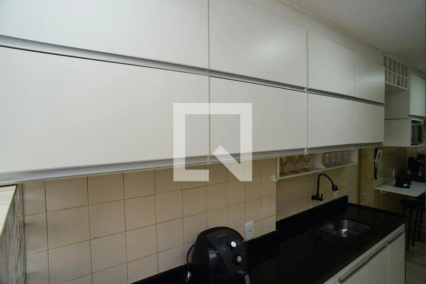 2-bedroom apartment with an en-suite bathroom — photo 20