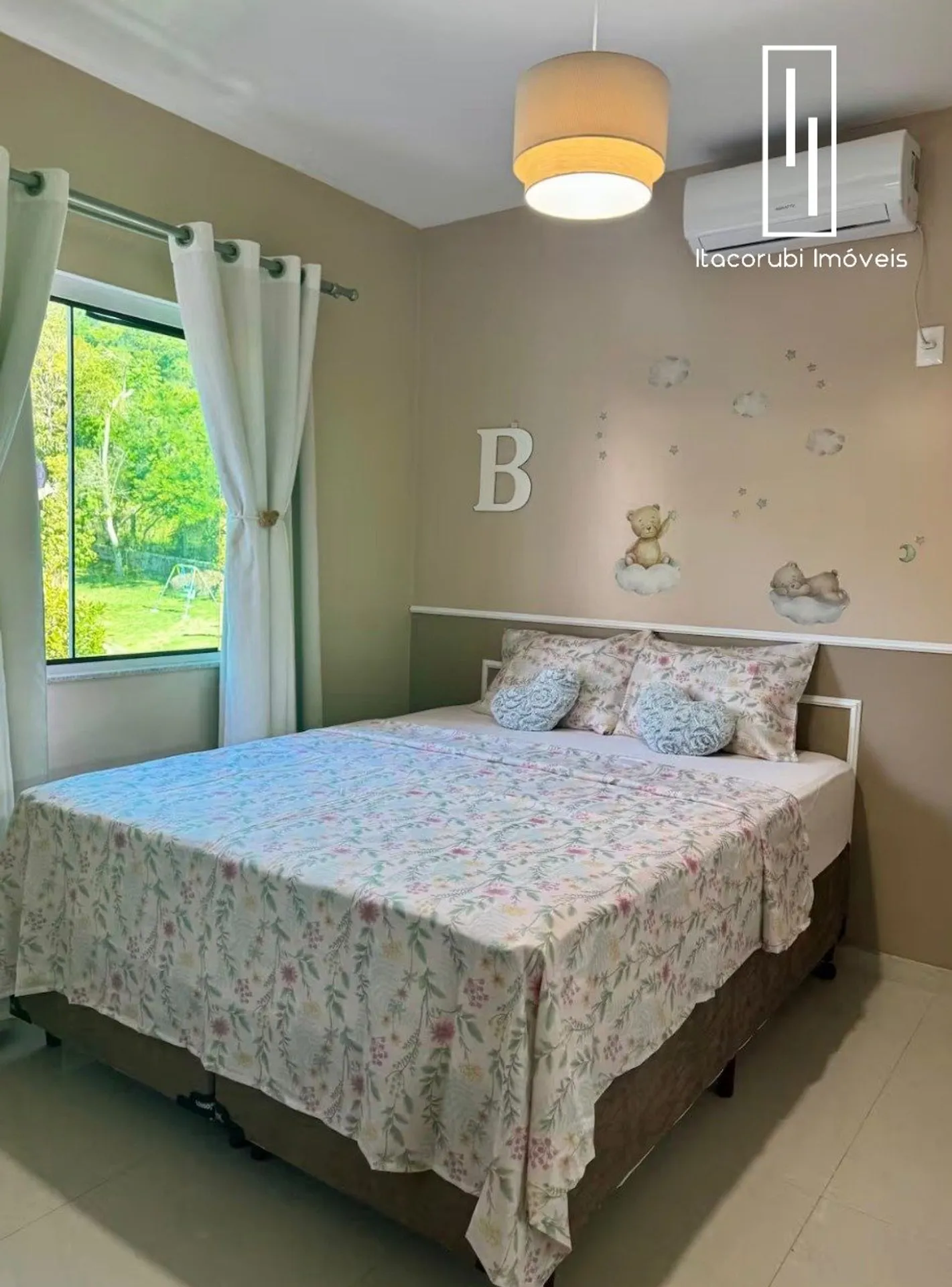 Furnished 2-bedroom house with an en-suite and pool — photo 49