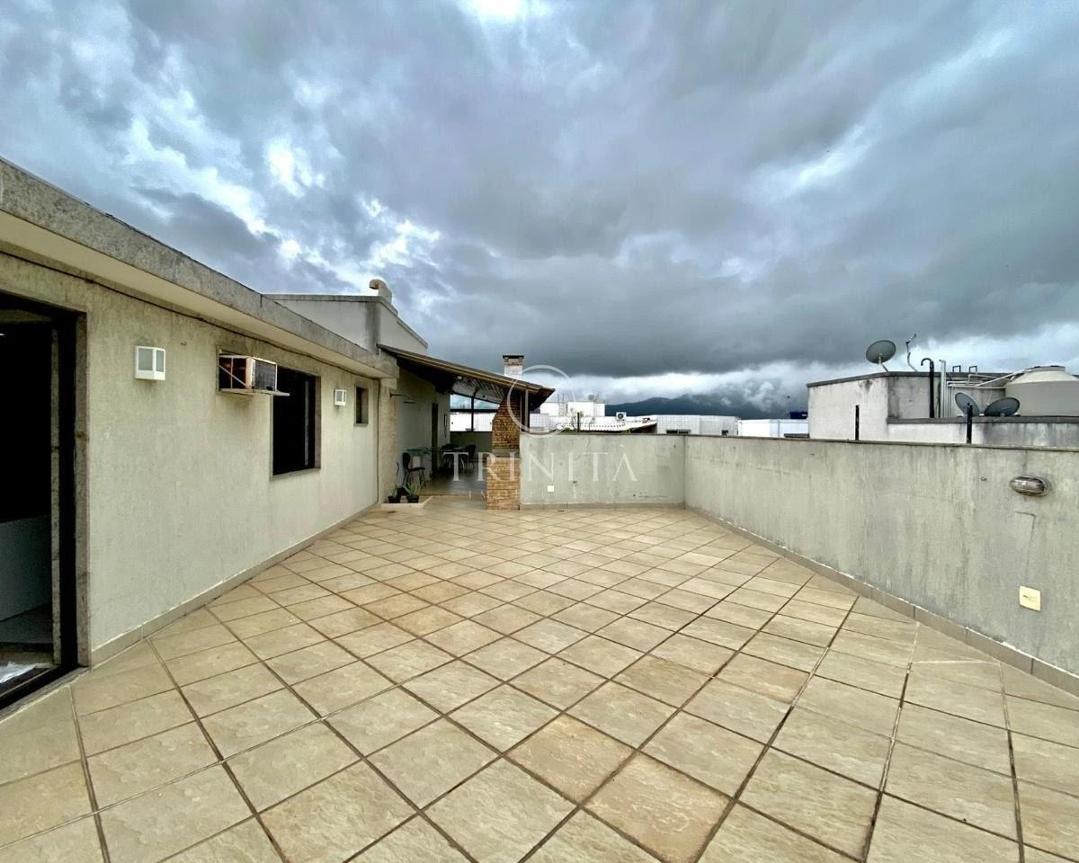 Duplex penthouse with 6 bedrooms and 390 m² — photo 17