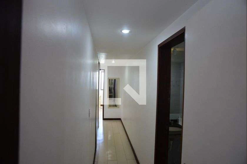 139 m² apartment with glassed-in balcony and 2 parking spots — photo 5