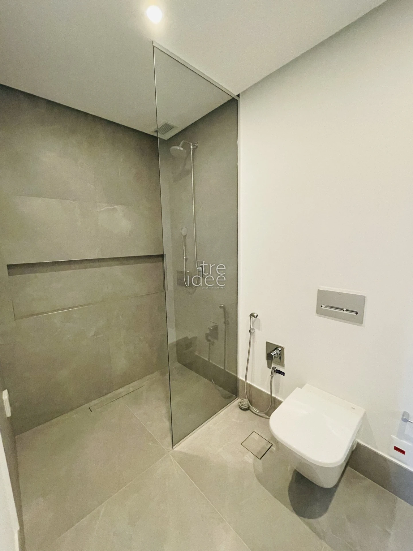 2-bedroom apartment with a washing machine — photo 5
