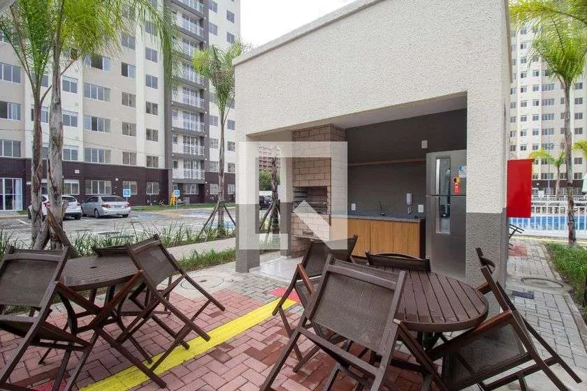2-bedroom apartment in a building with a gym