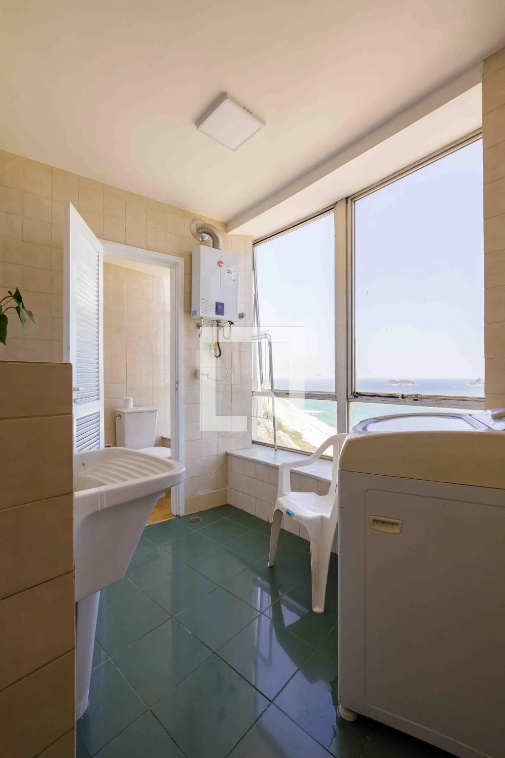 2 quartos e jacuzzi: apartamento de 92 m² — photo 24