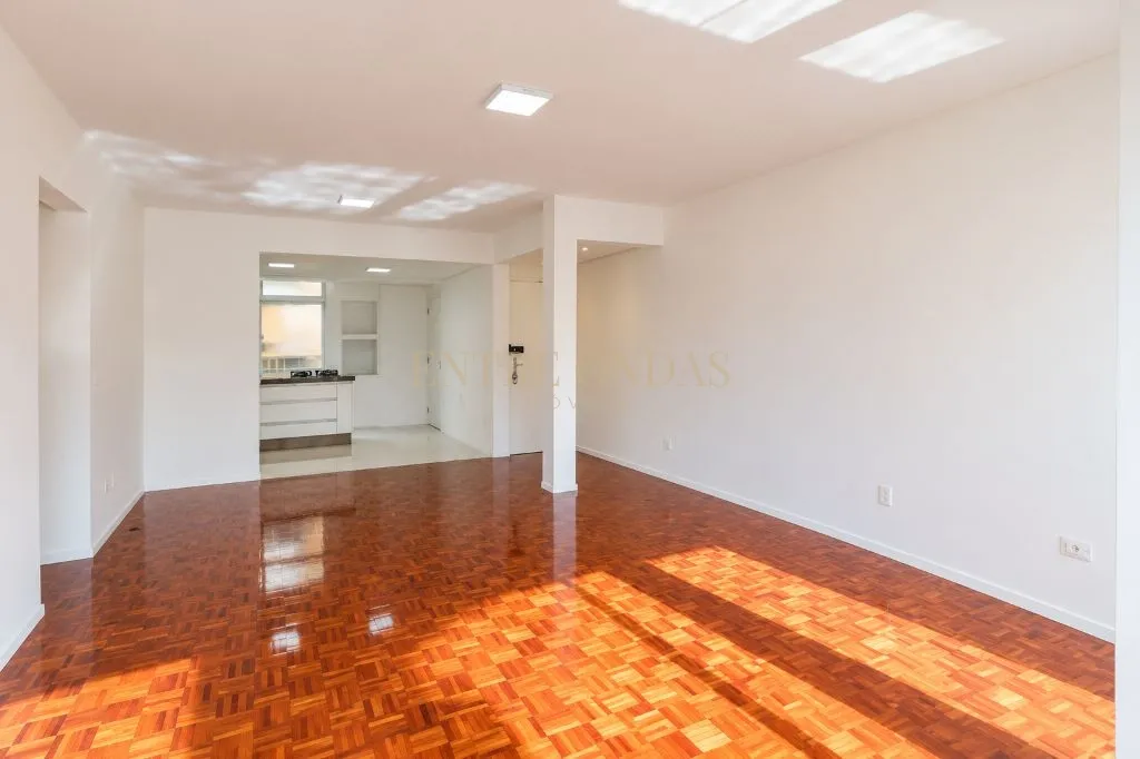 Washing machine in a 3-bedroom apartment, 140 m²