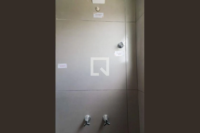 3-bedroom apartment with a grill on the balcony — photo 32