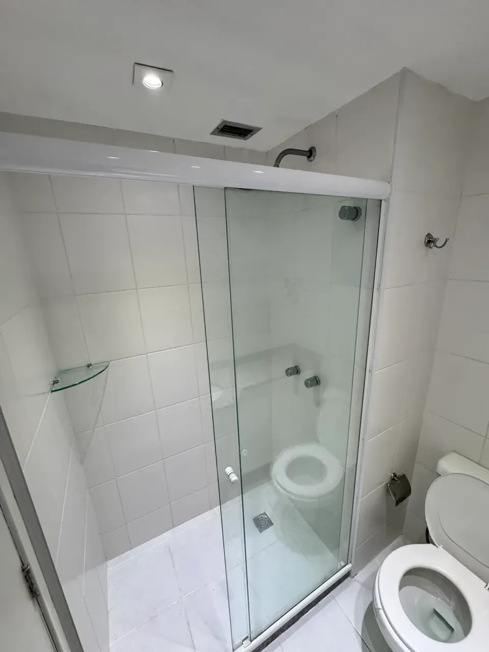 Квартира с 2 спальнями, в доме есть тренажёрный зал