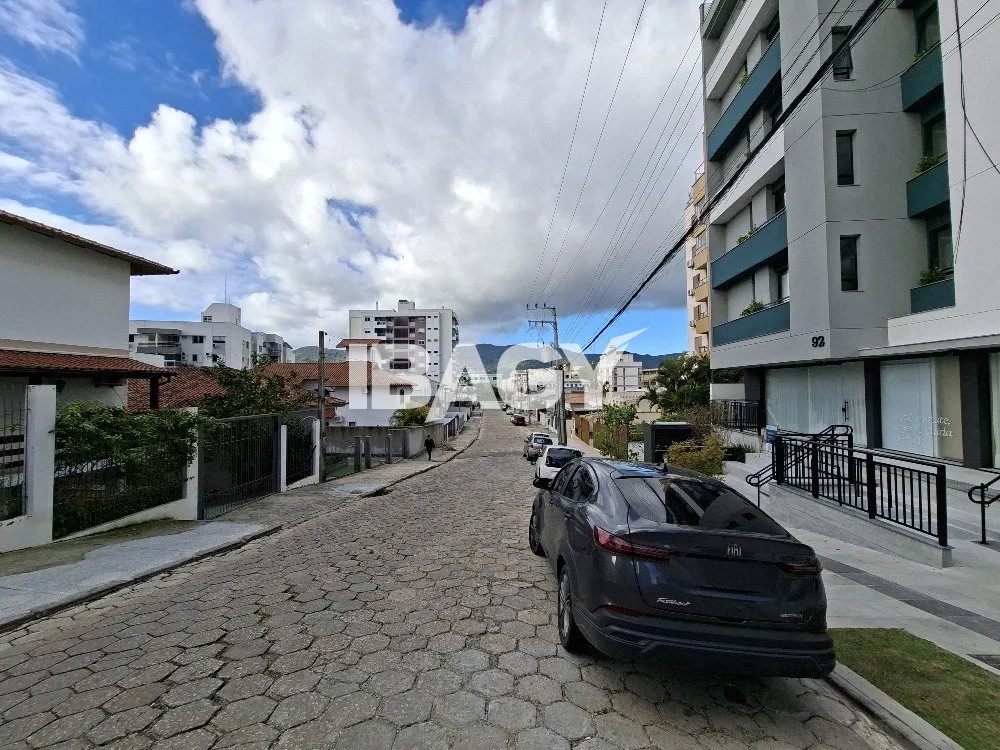 Furnished 20 m² studio with 1 bedroom and no parking — photo 27