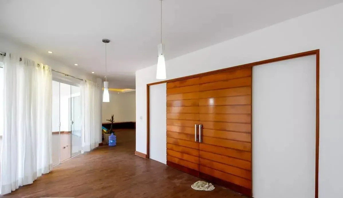 Casa tríplex 540 m² com 5 quartos e 11 banheiros — photo 17
