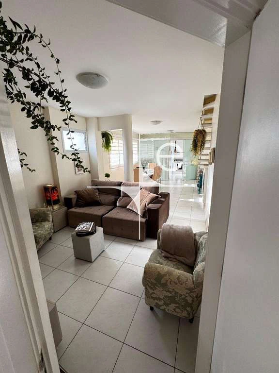 3 en-suite bedroom apartment 177 m² with 1 parking spot — photo 2