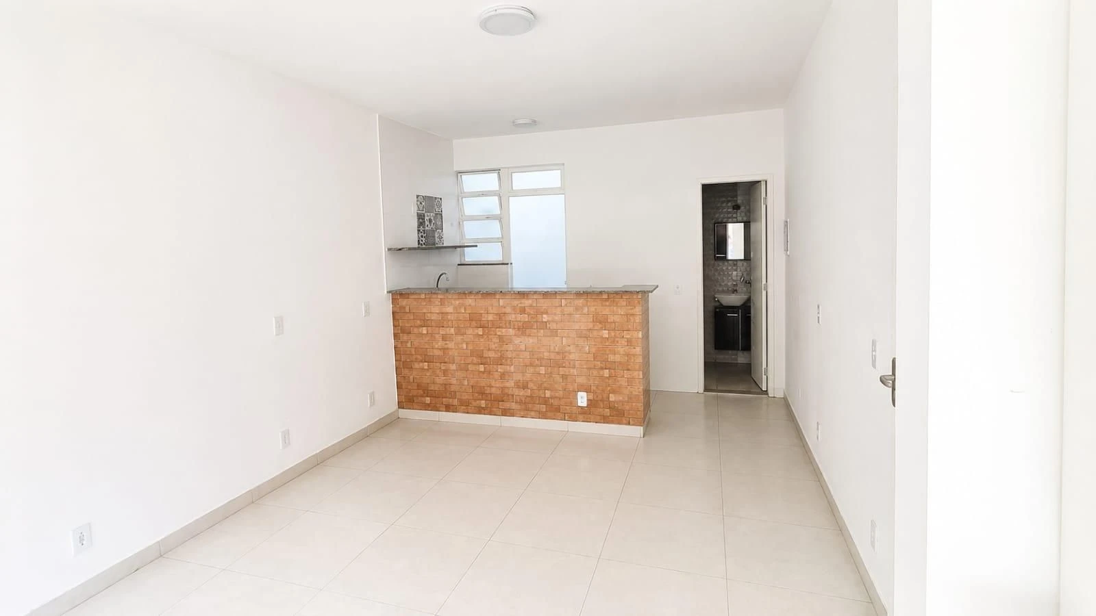 Studio con cocina en plano abierto y 1 baño — photo 15
