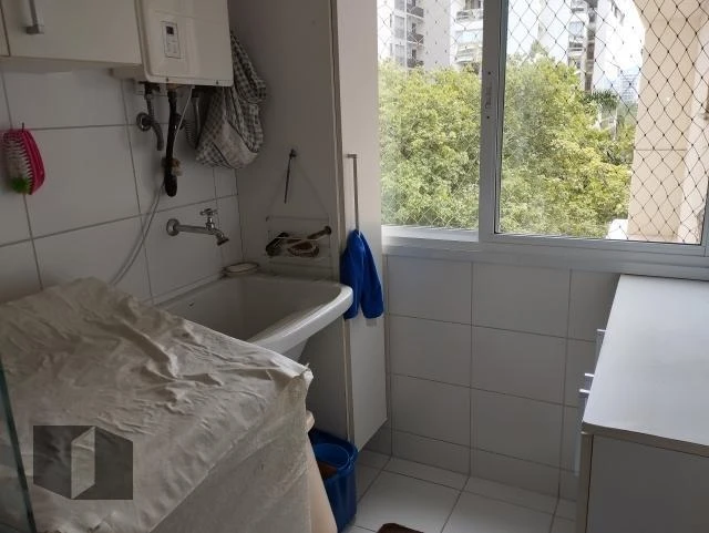4-bedroom apartment with open-plan kitchen — photo 33