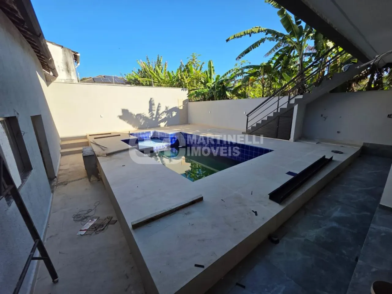 Unfurnished 4-bedroom house with open-plan kitchen — photo 17