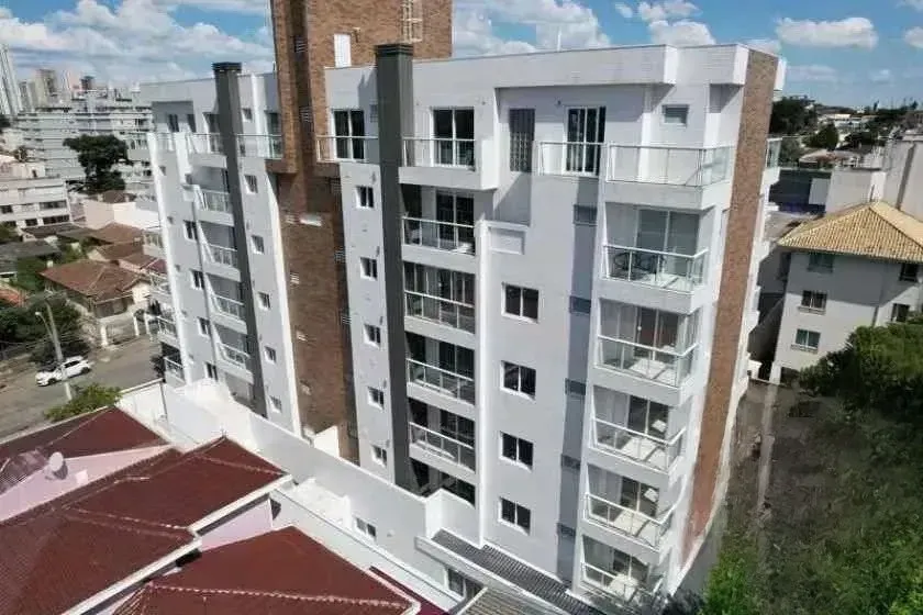 Unfurnished apartment with 2 bedrooms and air conditioning — photo 3