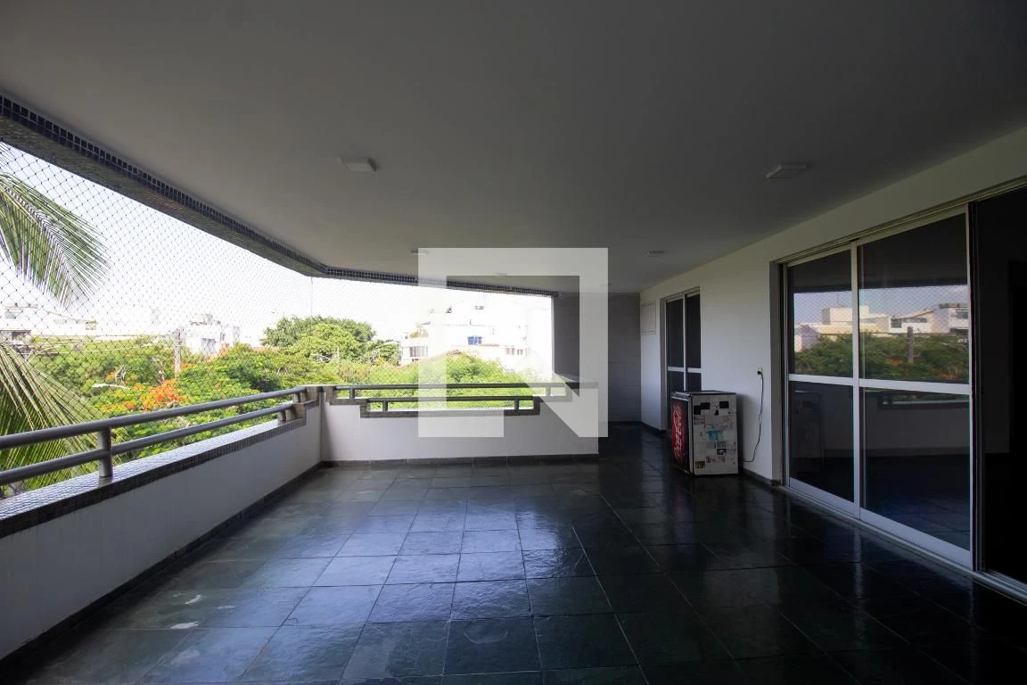 3-bedroom apartment with balcony and 2 parking spots — photo 16