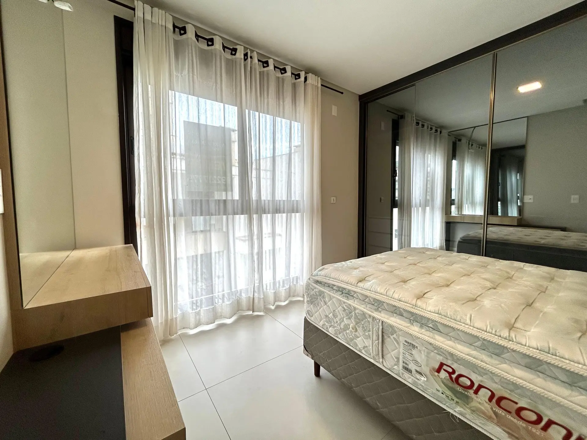 One-bedroom apartment in a building with a pool — photo 5