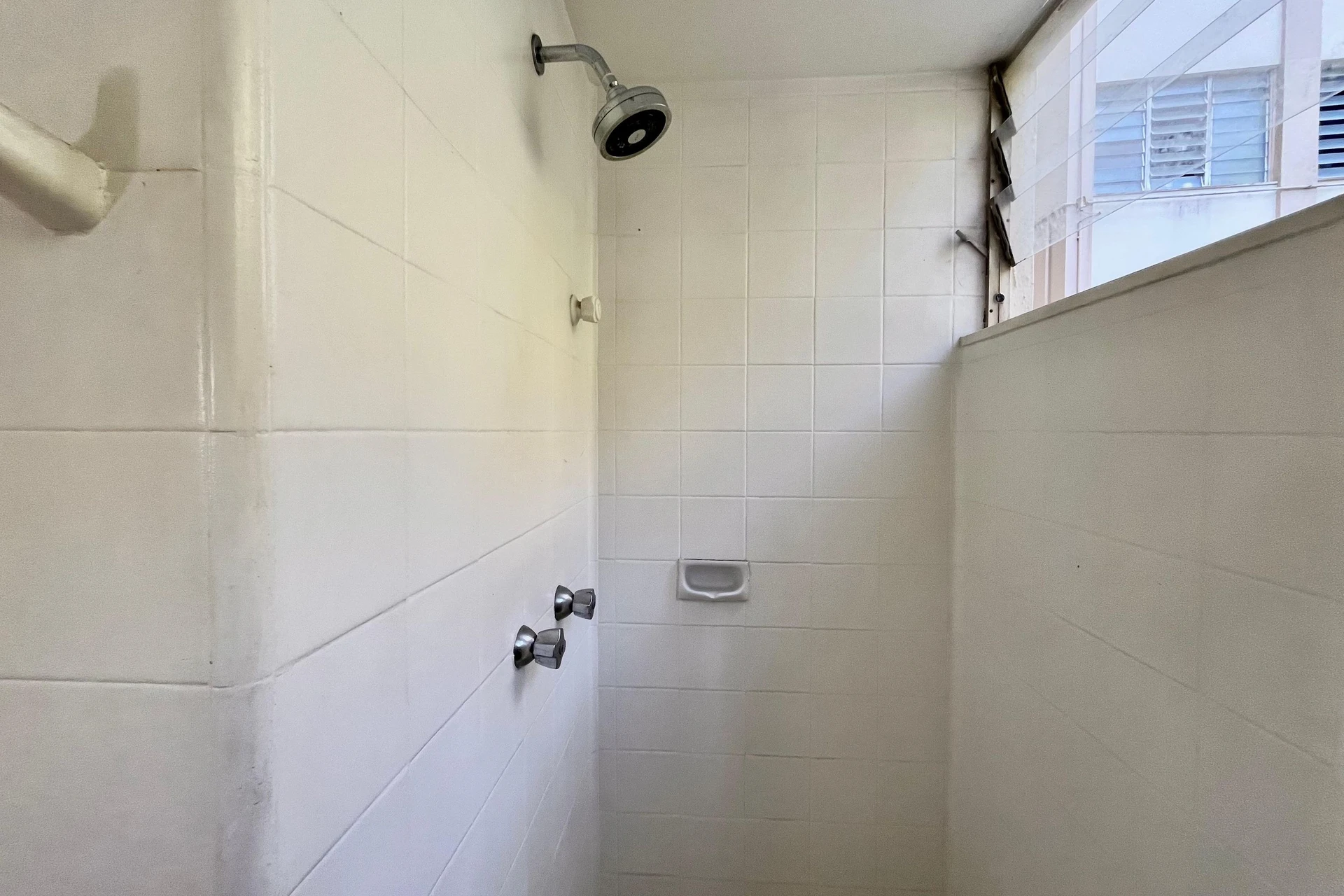 Unfurnished 2-bedroom rental apartment with 2 baths — photo 39