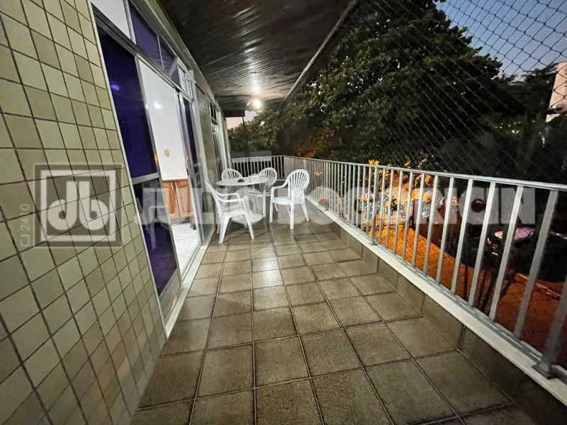 Жилая квартира с 3 спальнями, 3 ванными и застекленным балконом — photo 10