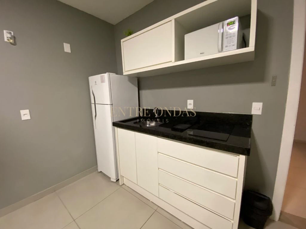 Furnished studio in a building with a gym — photo 3