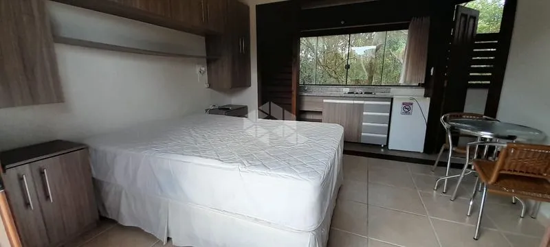 Furnished 30 m² studio with 1 parking spot and 1 bedroom — photo 8