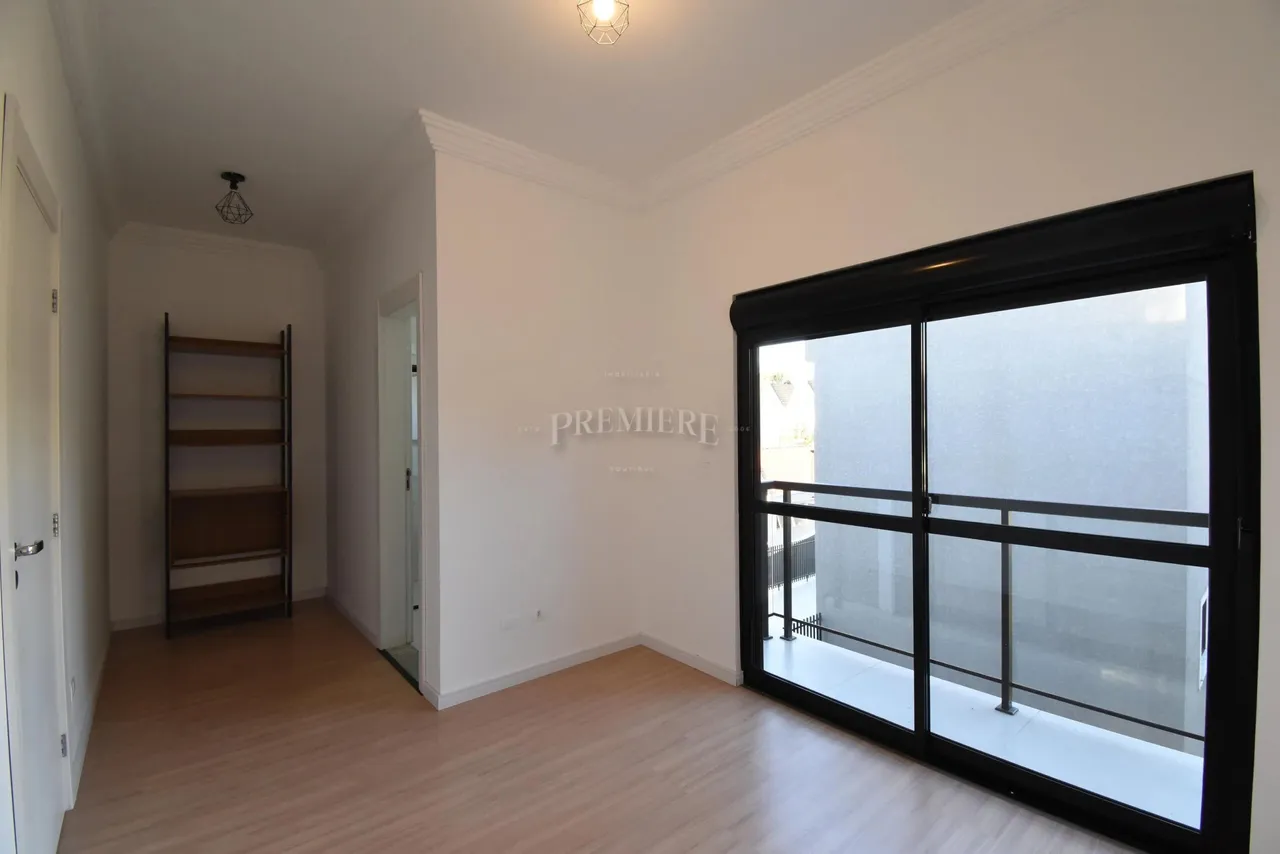 House with 3 bedrooms and a private garden — photo 9