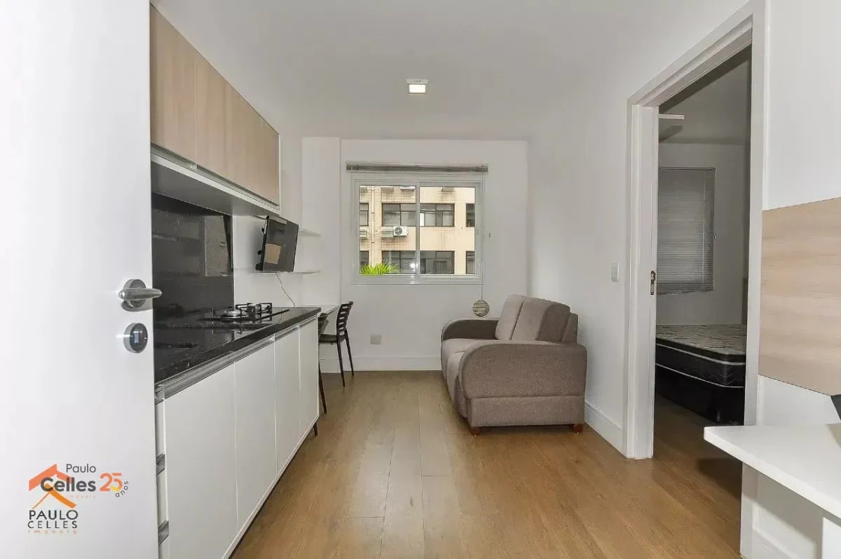 One-bedroom apartment with a home office