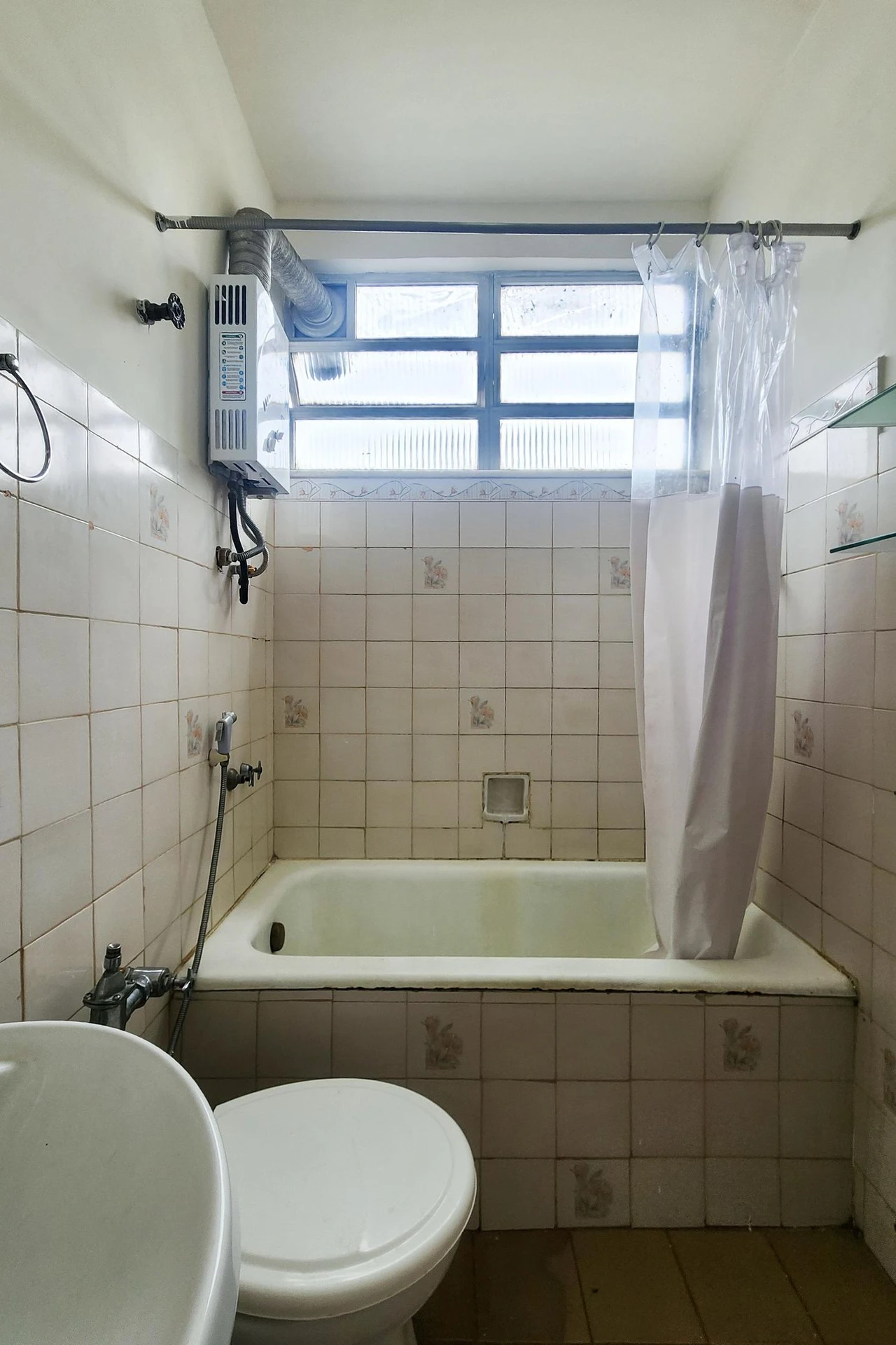 Apartamento, 80 m², com banheira — photo 17
