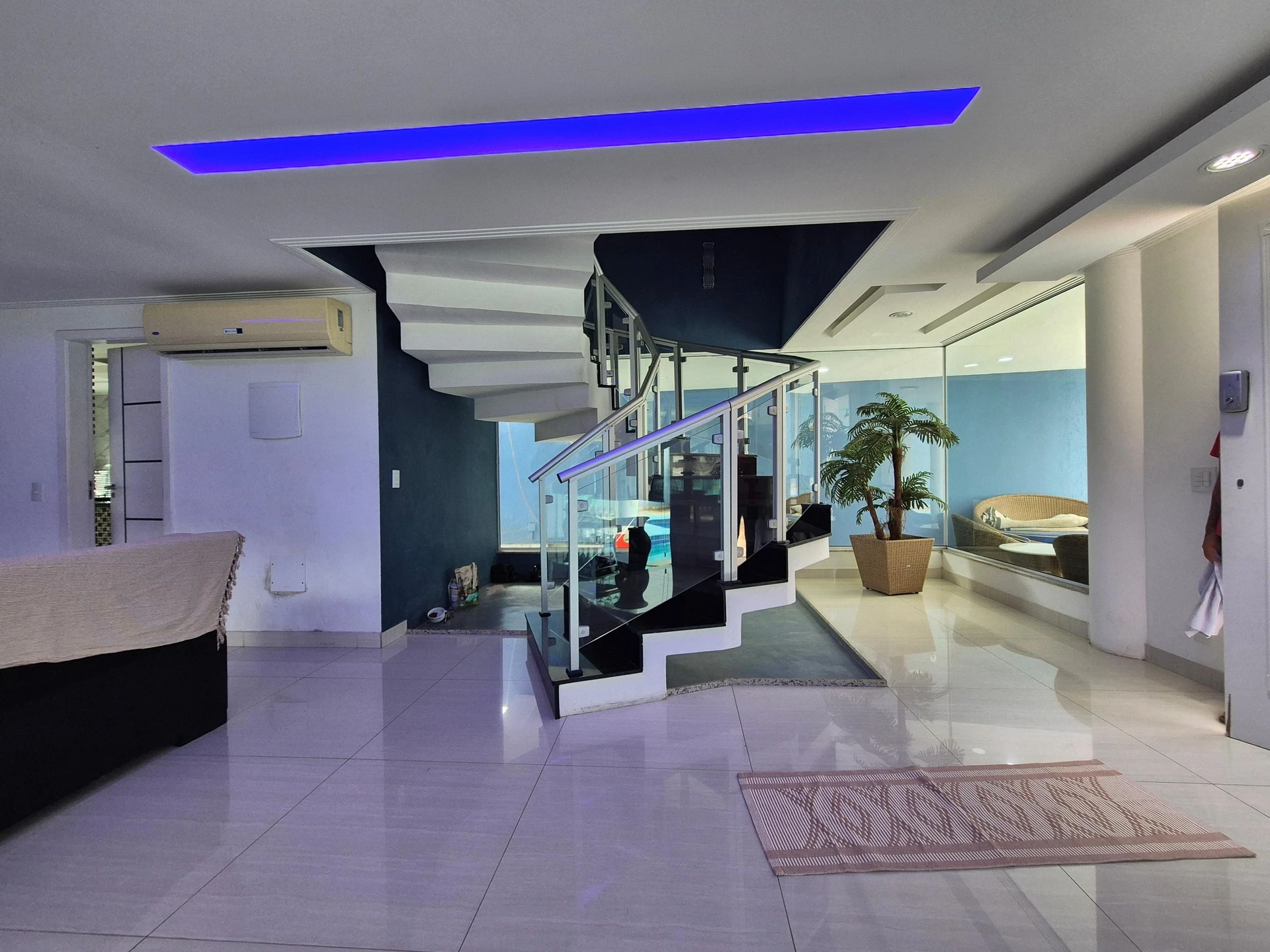4 quartos e jacuzzi: casa de 318 m² — photo 36