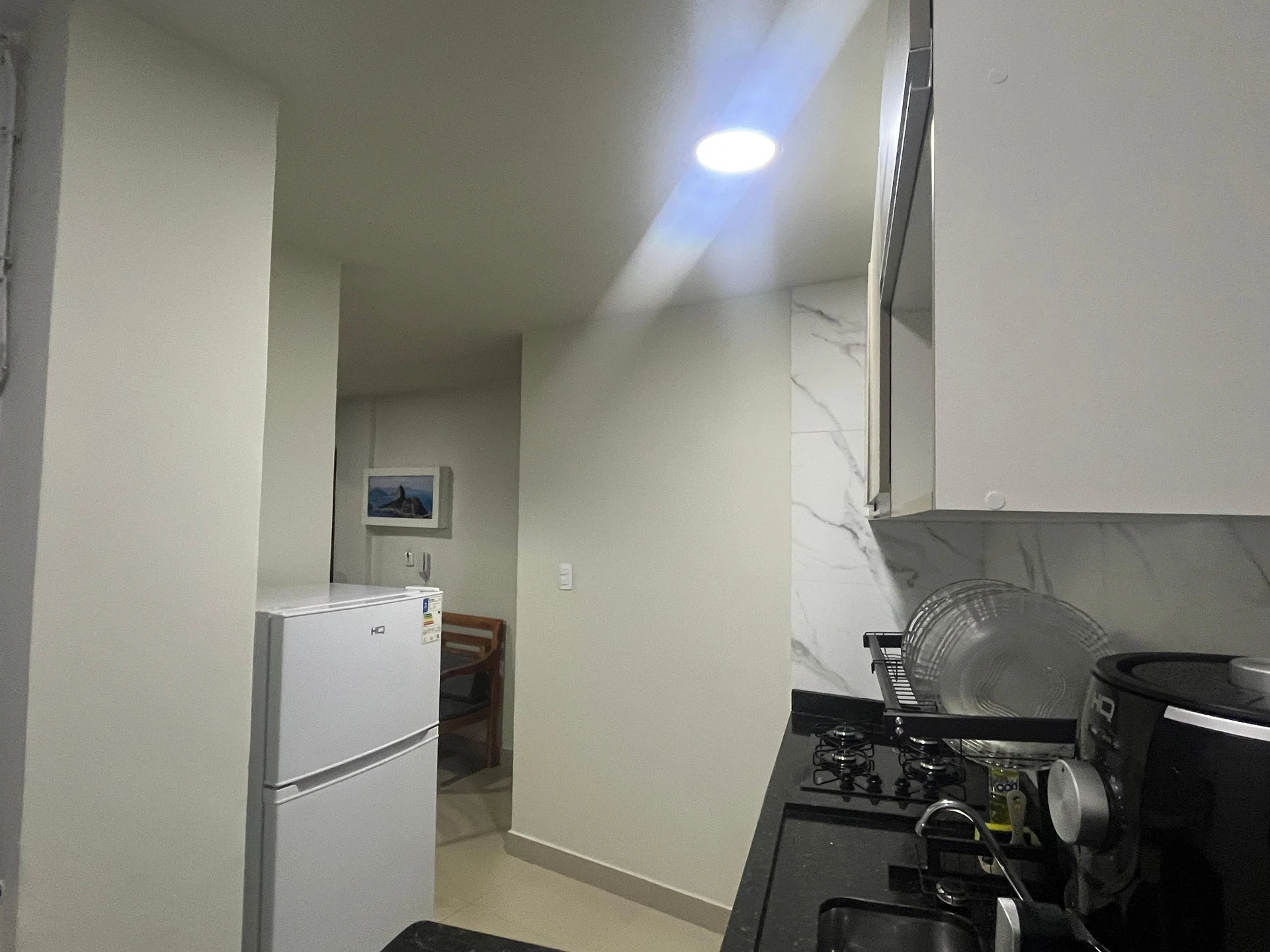 Furnished 2-bedroom apartment with built-in wardrobes — photo 9