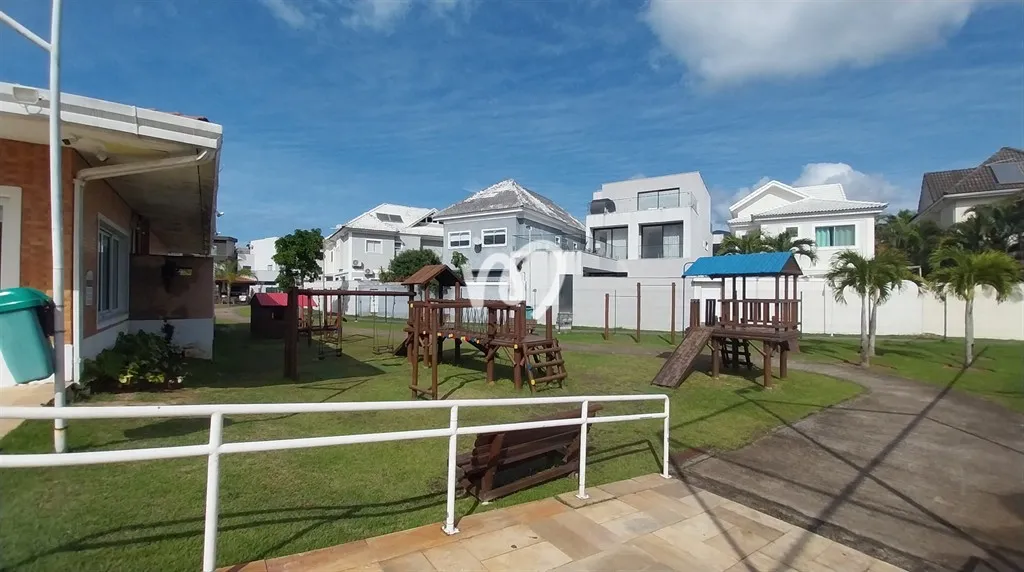 Casa mobiliada com 4 quartos e 5 banheiros, piscina — photo 35