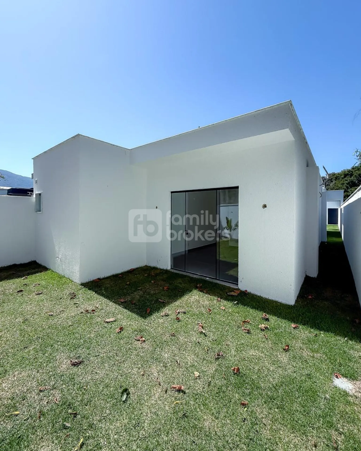 House, 180 m², with a grill on the balcony — photo 11