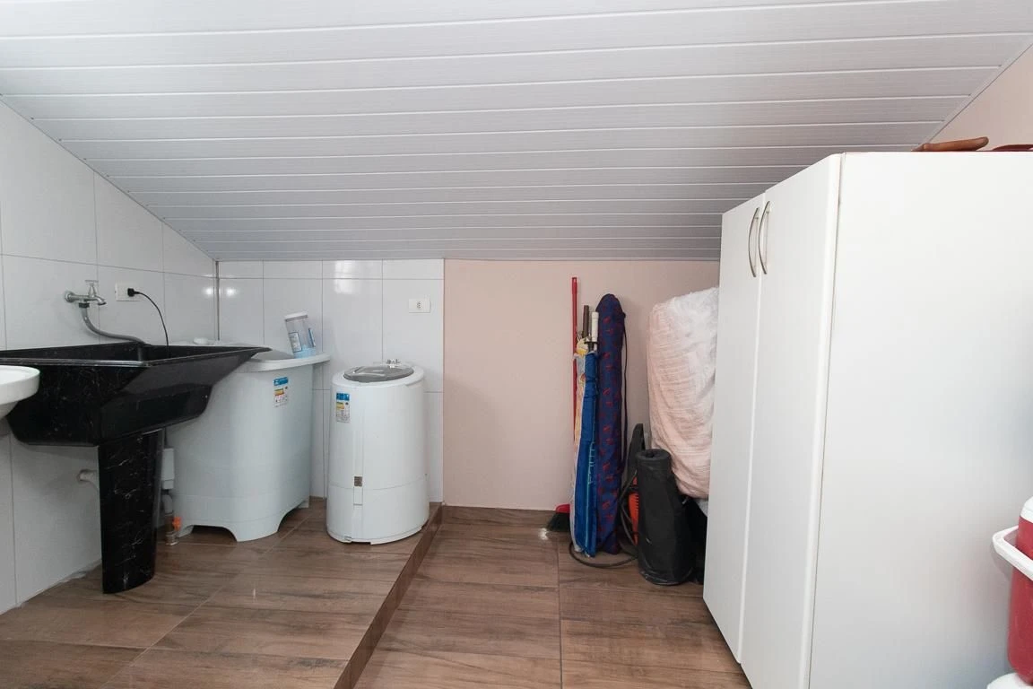 Furnished house, 320 m², with a dryer — photo 4