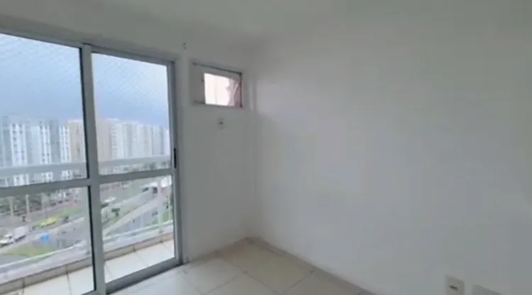 3-bedroom apartment with balcony and 2 bathrooms — photo 3