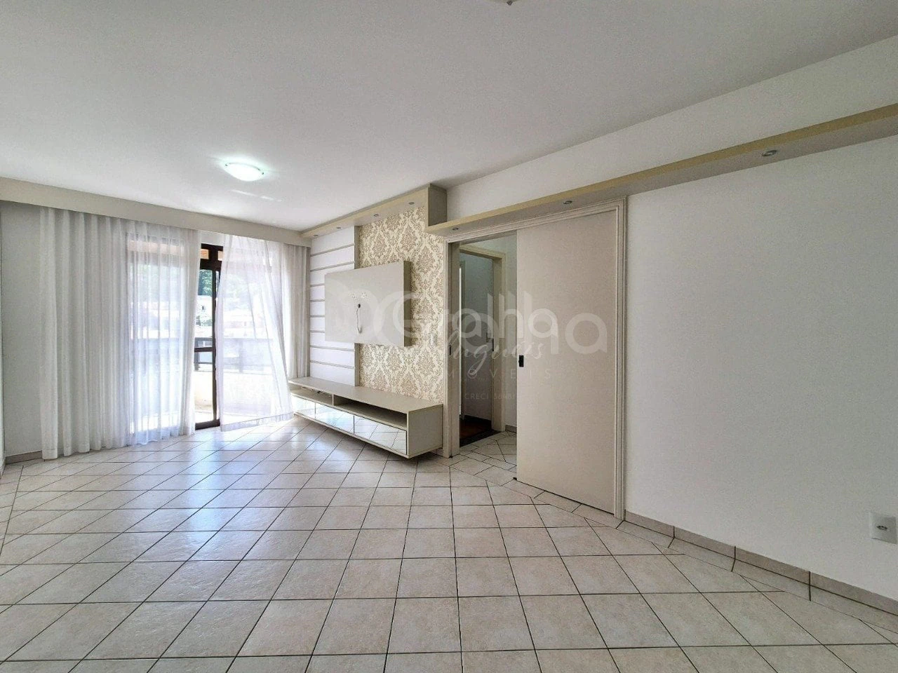 2-bedroom apartment with a private BBQ — photo 17