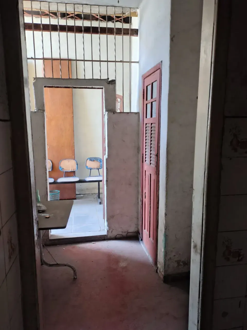 Casa com 3 quartos e cozinha separada para alugar — photo 8