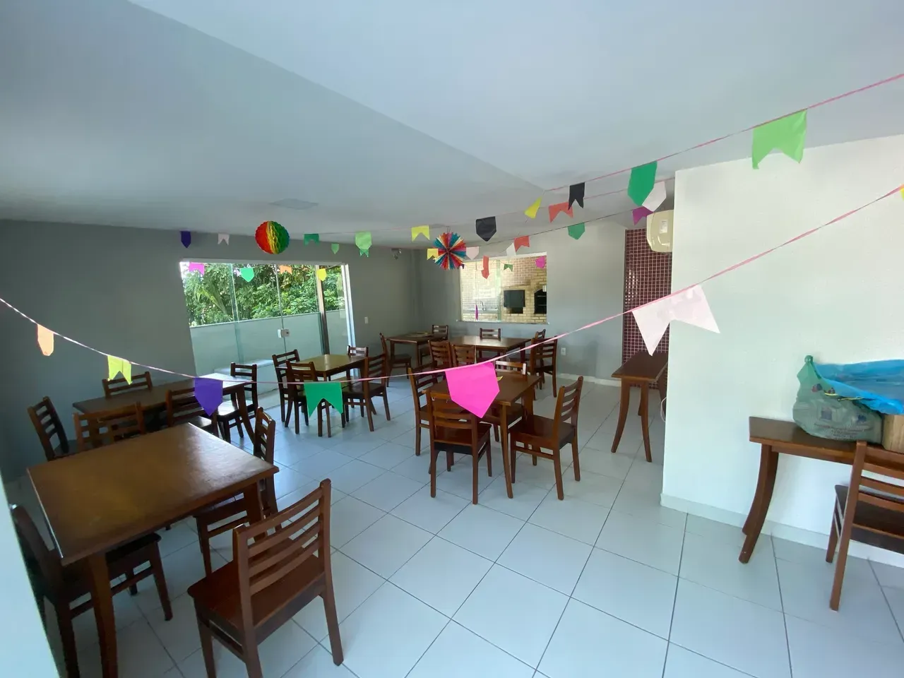 House with 4 bedrooms, 5 bathrooms and 3 parking spots — photo 2