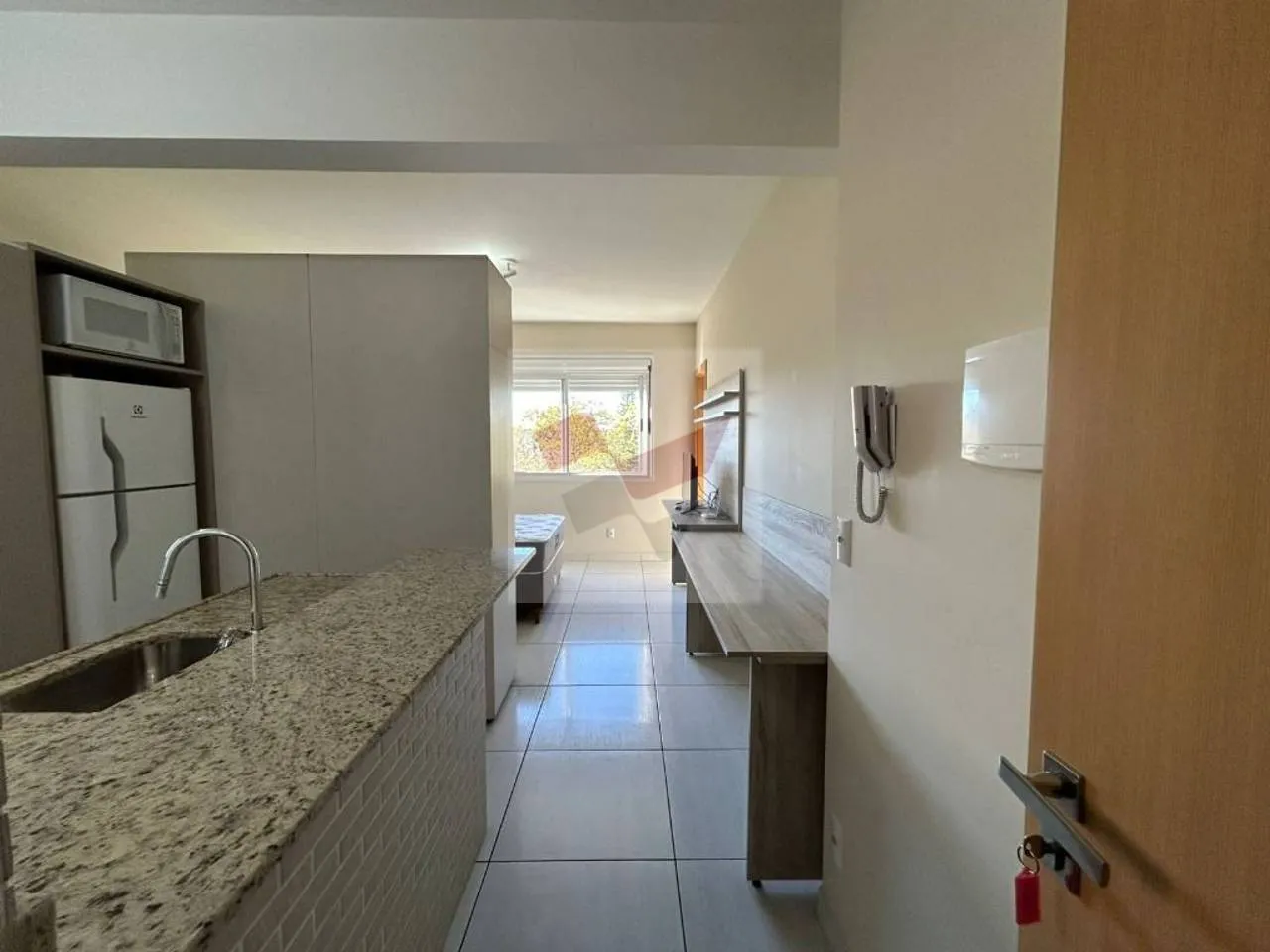 41 m² studio with a washing machine and a home office — photo 5