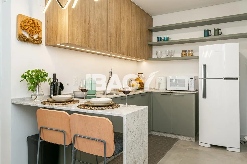 Меблированное студио с кухней открытой планировки — photo 10